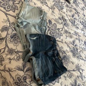2 pairs of shorts in EUC sz 1/25